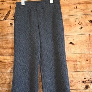 Ivy Jane Textured Wide-Leg Knit Cropped Pants